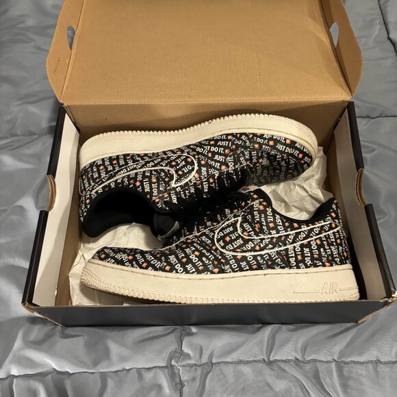Air Force 1 Low '07 LV8 'Just Do It' low black/white/total orange US 9.5 - Picture 6 of 6